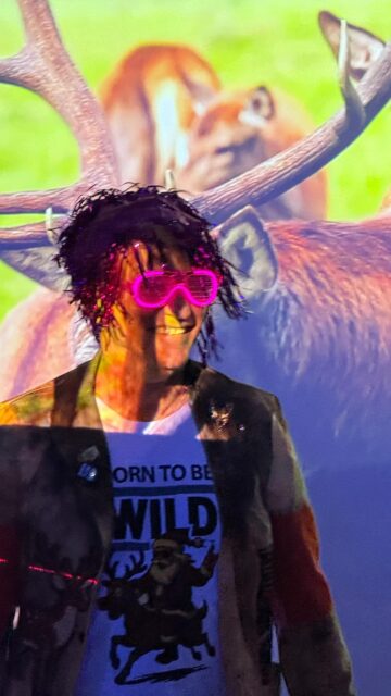 Wir sind alle noch völlig im Rausch, der letzten Nacht! Unsere Weihnachtsfeier in Gyöngyös war wieder eine mega Party! 🥳🥳
Még mindig izgatottak vagyunk a tegnapi este után! A gyöngyösi karácsonyi bulink is fantasztikus volt! 🥳🥳
We’re all still buzzing from last night! Our Christmas party in Gyöngyös was another amazing party! 🥳
#Party #christmas #hungary #gyöngyös