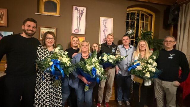 Seit über 30 Jahren bei WILD Connect! Wir sind unglaublich stolz auf Euch:
Barta Csabáné, Budainé Tuza Tímea, Józsáné Tóth Krisztina, Matula Ildikó und Vernyik Zoltán. Euer Engagement, Eure Loyalität und Eure Leidenschaft prägen WILD Connect seit Jahrzehnten. Vielen Dank für Eure Treue – auf viele weitere gemeinsame Jahre! 💙

Over 30 years with WILD Connect! We are incredibly proud of you: Barta Csabáné, Budainé Tuza Tímea, Józsáné Tóth Krisztina, Matula Ildikó and Vernyik Zoltán. Your dedication, loyalty and passion have shaped WILD Connect for decades. Thank you for your commitment – here’s to many more years together! 💙

Több mint 30 éve a WILD Connectnél! Mérhetetlenül büszkék vagyunk Rátok:
Barta Csabáné, Budainé Tuza Tímea, Józsáné Tóth Krisztina, Matula Ildikó és Vernyik Zoltán. Elkötelezettségetek, hűségetek és szenvedélyetek évtizedek óta formálja a WILD Connectet. Köszönjük a kitartásotokat – még sok közös évre együtt! 💙

#30 #years #wild #connect #great