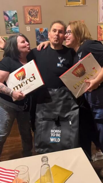 Ein schöner Abend mit gutem Essen und tollen Gesprächen.
Als Dank für ihre Treue und ihr Engagement sind alle WILD-Schichtleiter in Gyöngyös jetzt mit dem neuen WILD-Rucksack ausgestattet. Danke für euren täglichen Einsatz! 💙 

A lovely evening with good food and great conversations.�As a token of appreciation for their loyalty and commitment, all WILD shift supervisors in Gyöngyös are now equipped with the new WILD backpack. Thank you for your daily dedication! 💙

Egy kellemes este finom ételekkel és nagyszerű beszélgetésekkel.�Hűségük és elkötelezettségük elismeréseként a gyöngyösi WILD műszakvezetők mostantól az új WILD hátizsákkal vannak felszerelve. Köszönjük a mindennapi elkötelezett munkátokat! 💙

#gyöngyös #wild #happy #job #ilovemyjob