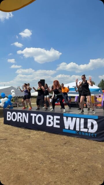 Unser WILD-Sommerfest in Ungarn 😎🤩☀️

„Our WILD summer party in Hungary 😎🤩☀️

A WILD nyári bulink Magyarországon 😎🤩☀️

#Summer #party #wild #connect #hungary