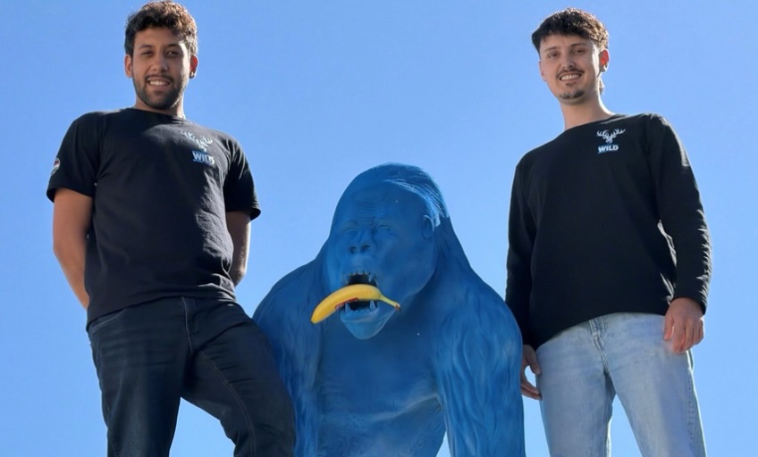 Unser WILD-Team wächst weiter!
Herzlich willkommen, Dinam Königsdorff und Nico Graner!
Dinam hat seine Ausbildung zum Industriekaufmann begonnen und Nico ist als dualer Student im Bereich Wirtschaftsingenieurwesen für die nächsten drei Jahre mit an Bord. Wir freuen uns, euch auf eurem beruflichen Weg zu begleiten und gemeinsam Zukunft zu gestalten! 💙
Our WILD team continues to grow!
A warm welcome to Dinam Königsdorff and Nico Graner!
Dinam has started his apprenticeship as an industrial management assistant, while Nico has begun his dual study programme in industrial engineering. We look forward to supporting you on your professional journeys and shaping the future together! 💙
Tovább bővül a WILD csapata!
Nagy szeretettel köszöntjük Dinam Königsdorffot és Nico Granert!
Dinam már megkezdte ipari kereskedelmi ügyintézői szakképzését, Nico pedig megkezdte duális tanulmányait a műszaki menedzsment területén.
Örülünk, hogy támogathatjuk szakmai fejlődéseteket, és együtt alakíthatjuk a jövőt! 💙
#team #azubi #ausbildung #start #dualesstudium